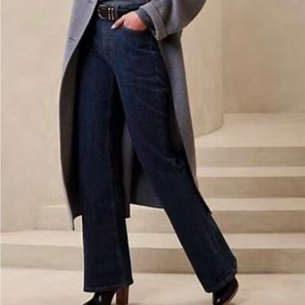 Banana Republic high rise jeans. EUC. Size 14/32.